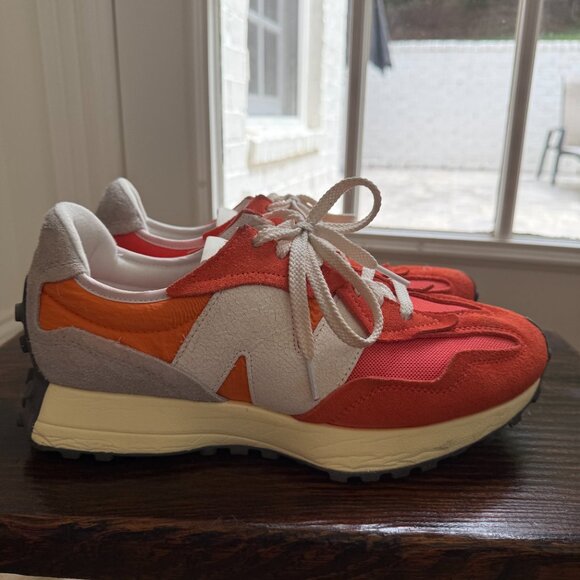 New Balance 327 Men's Size 10 - Picture 5 of 6